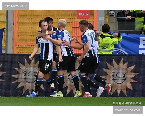 法兰克福双前锋配置威力尽显,两人配合贡献赛季38%进球数 法兰克福双前锋配置威力尽显,两人配合贡献赛季38%进球数